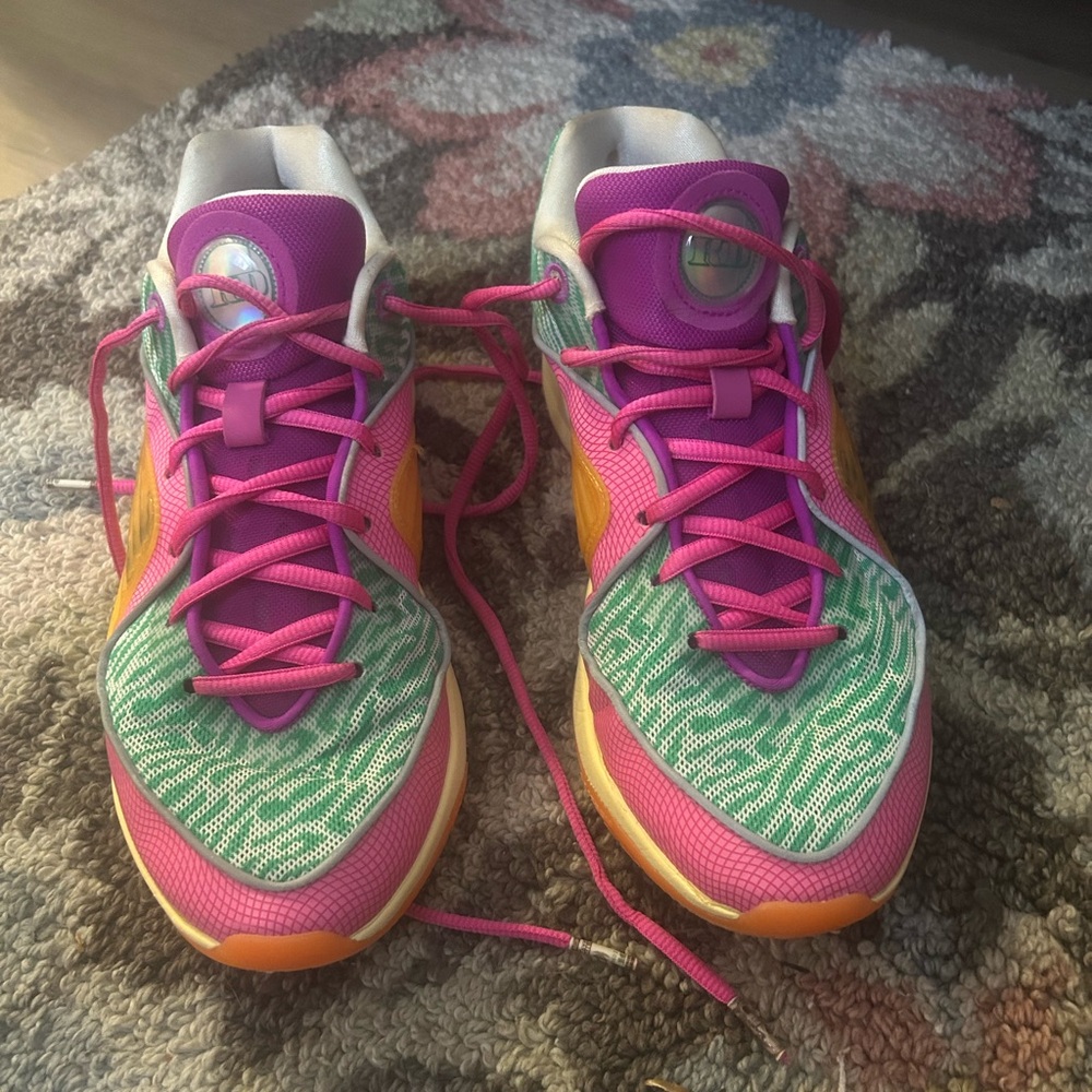 Nike Pink and Green Women's Athletic Shoes